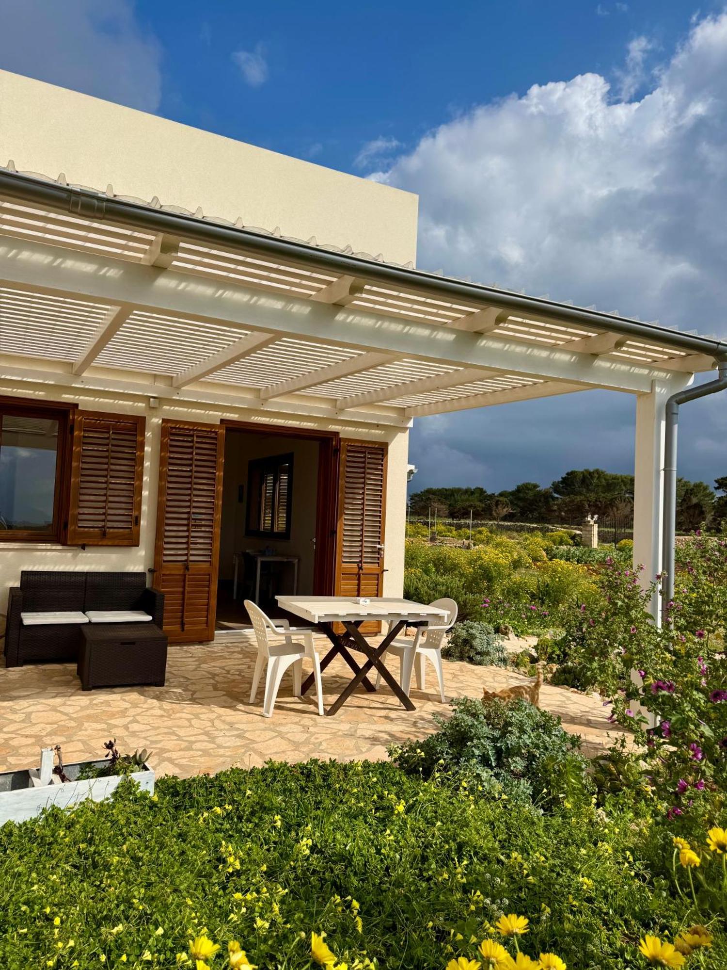 Aria Case Vacanze Favignana Exterior foto
